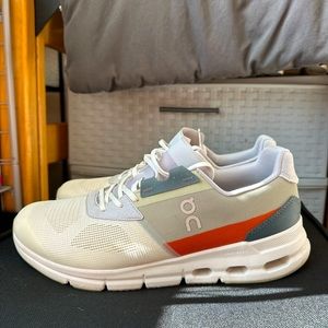 Men’s On-Running Cloudrift Sneakers Size 10